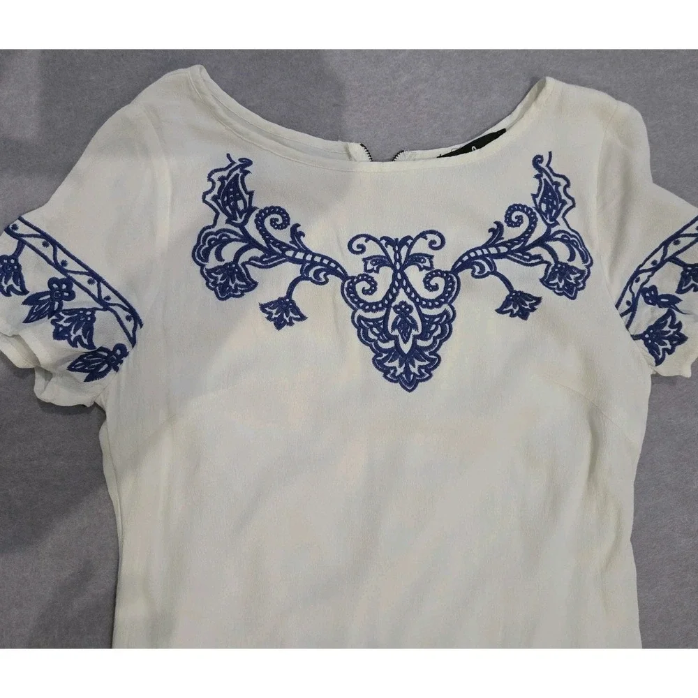 Lulus Women Tale to Tell White Blue Embroidered Shift Dress size S Short Sleeve - Picture 6 of 14